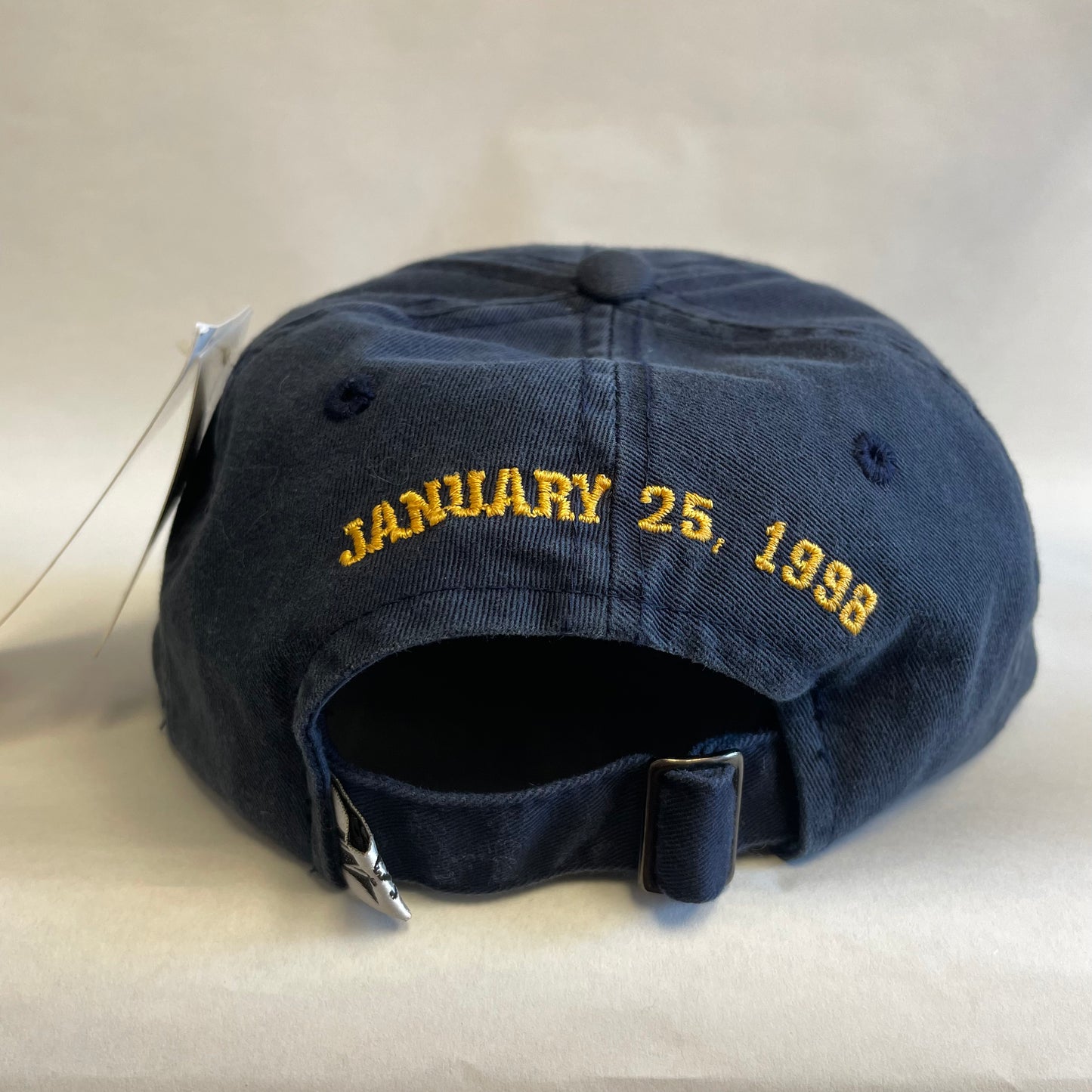 Vintage Broncos Super Bowl Champions 1998 Strapback Hat NWT
