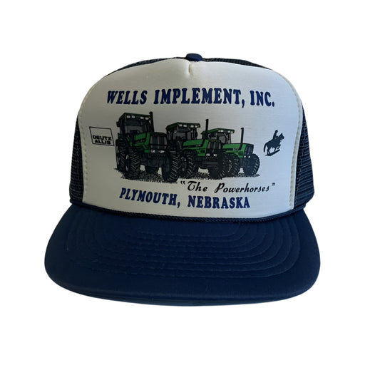 Vintage Wells Implements Plymouth, NE Deutz Allis Snapback Trucker Hat