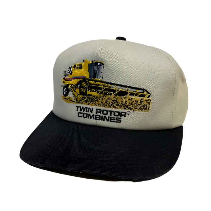 Vintage Twin Rotors Combines New Holland Snapback