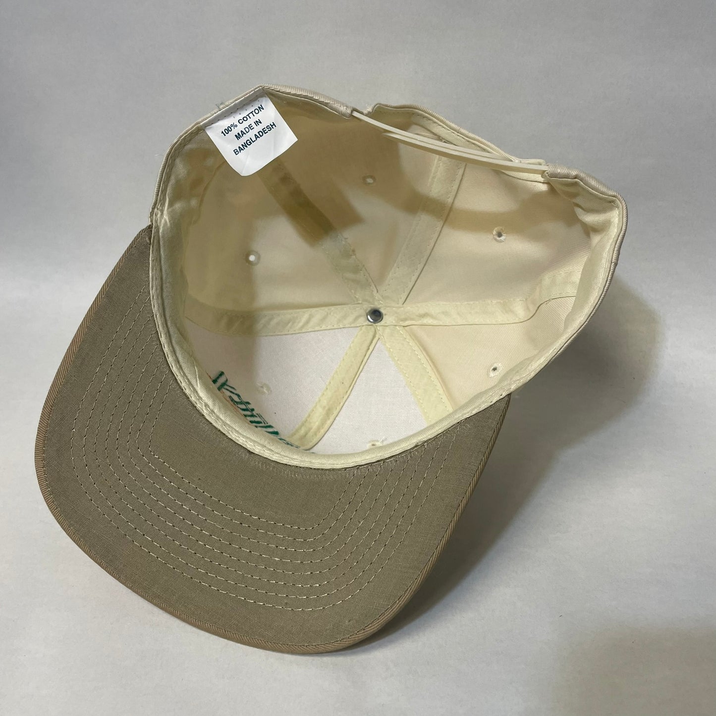 Vintage Quality Farm and Country Snapback