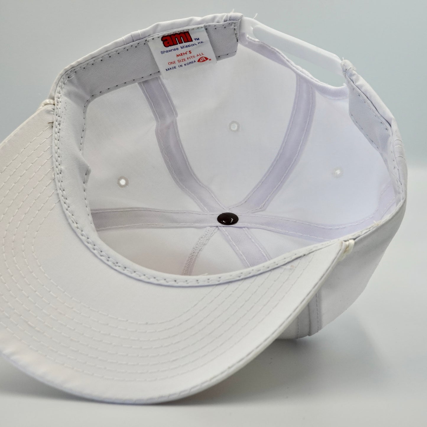 Vintage International Navistar Snapback Hat