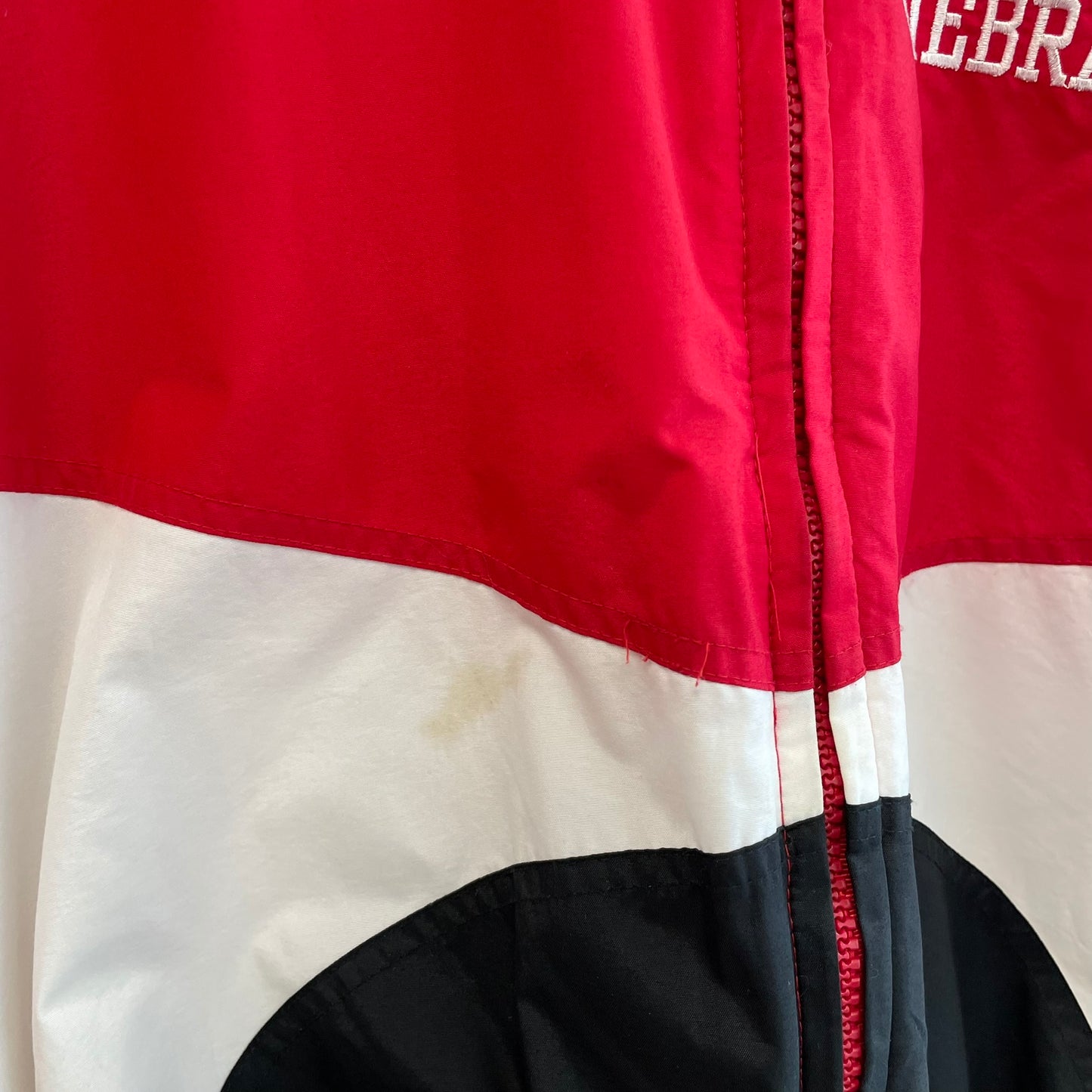 Vintage Nebraska Huskers Logo Athletic Puffer Jacket M