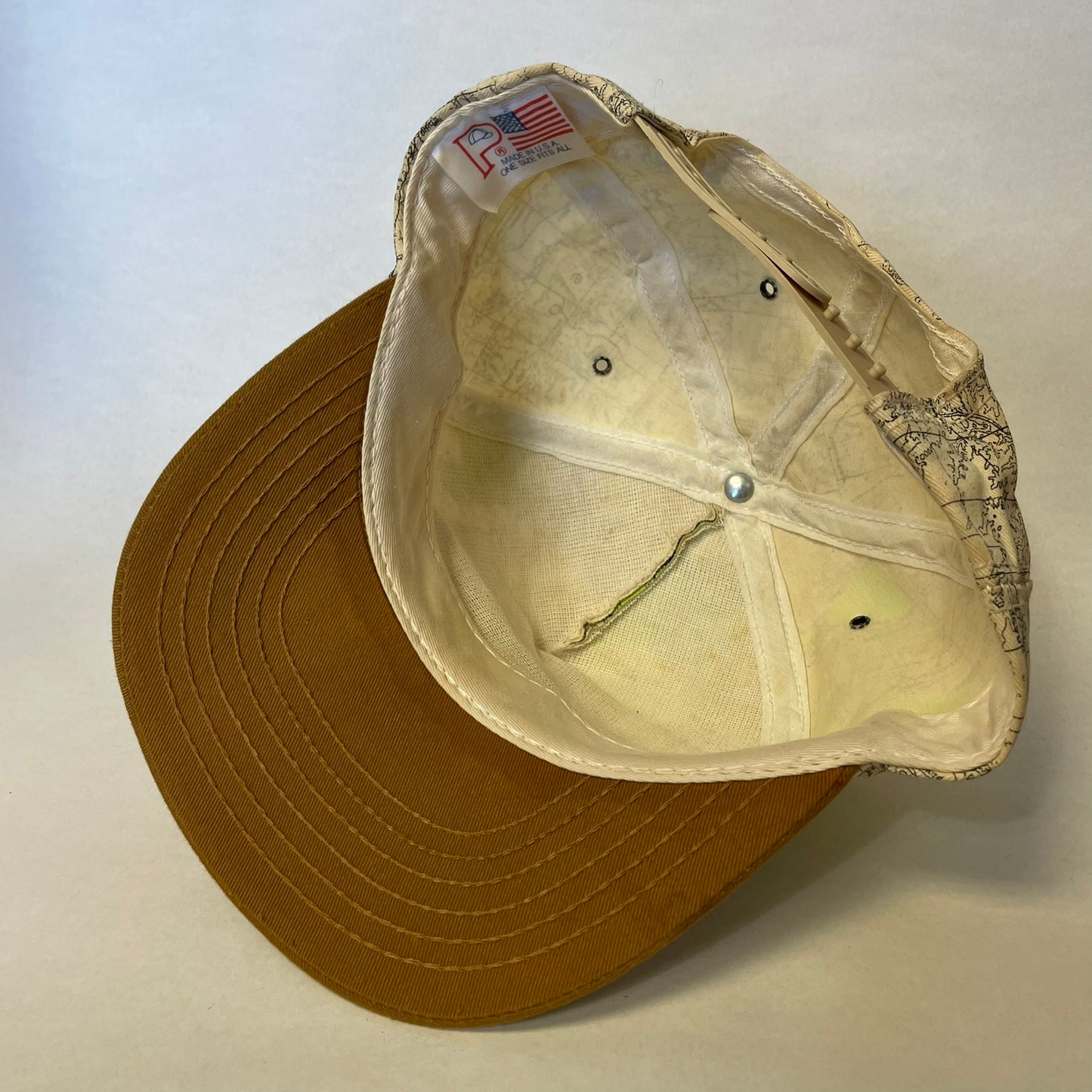 Vintage Hunt South Dakota Snapback Hat