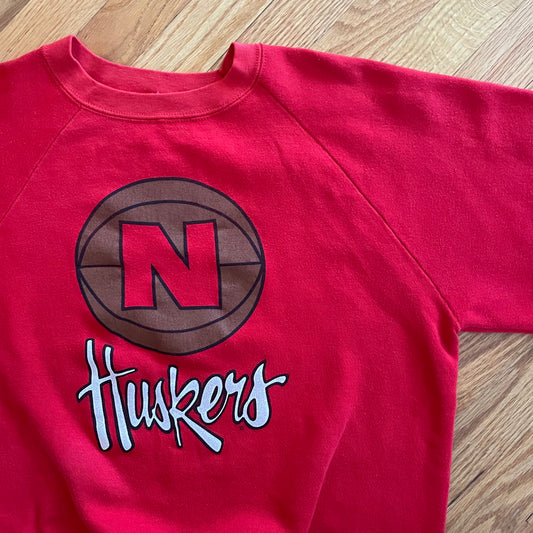 Vintage Nebraska Huskers Basketball Crewneck L