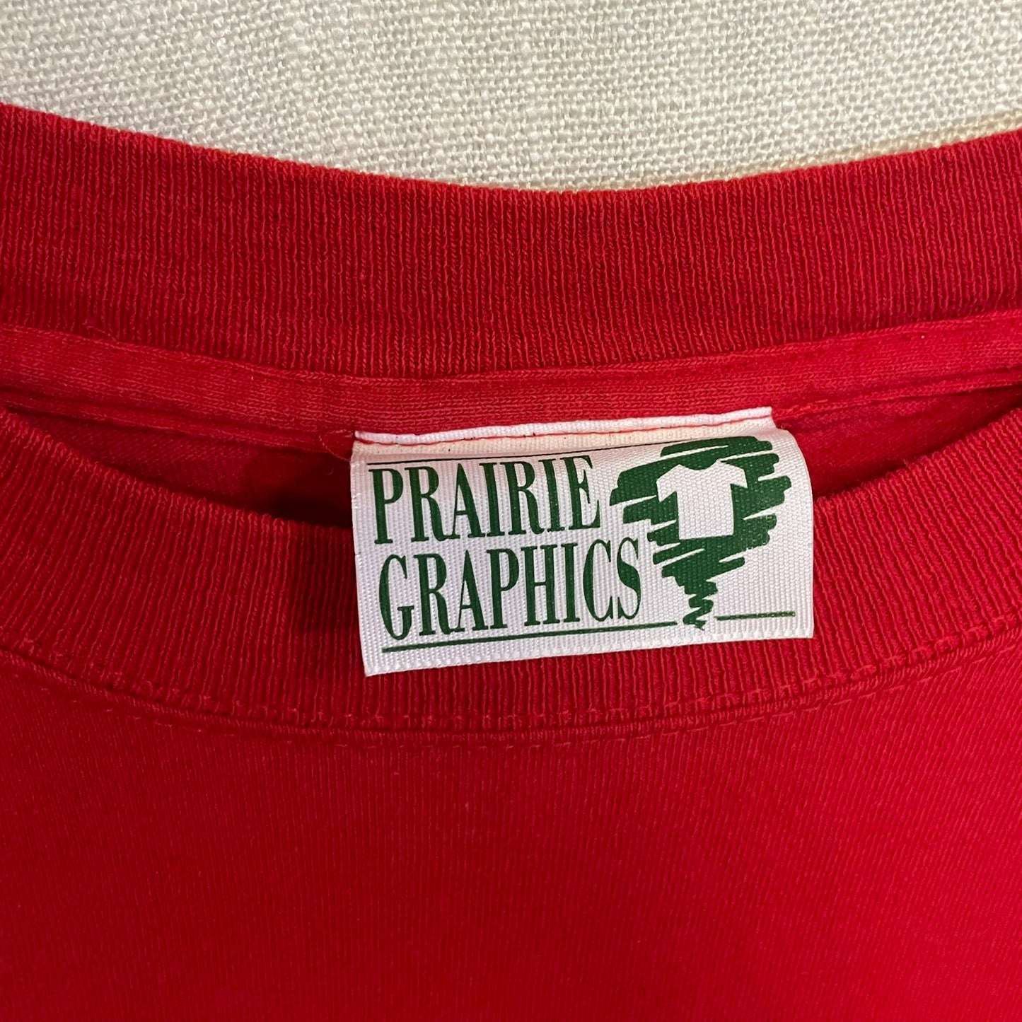 Vintage Nebraska Huskers 2001 College World Series Shirt L