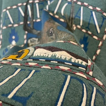 Vintage American Whitetail Deer Crewneck L