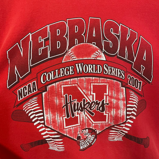 Vintage Nebraska Huskers Baseball 2001 College World Series Shirt M