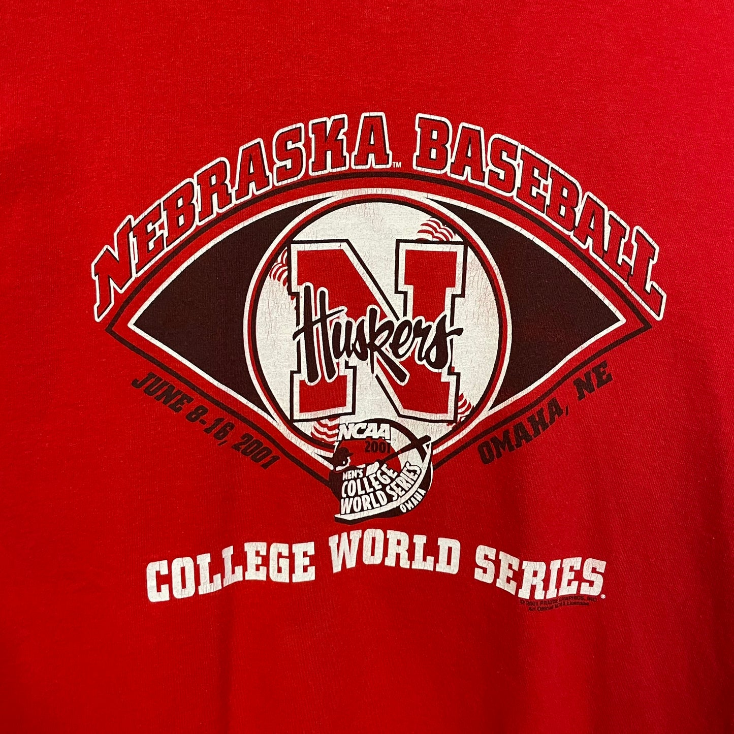 Vintage Nebraska Huskers 2001 College World Series Shirt L