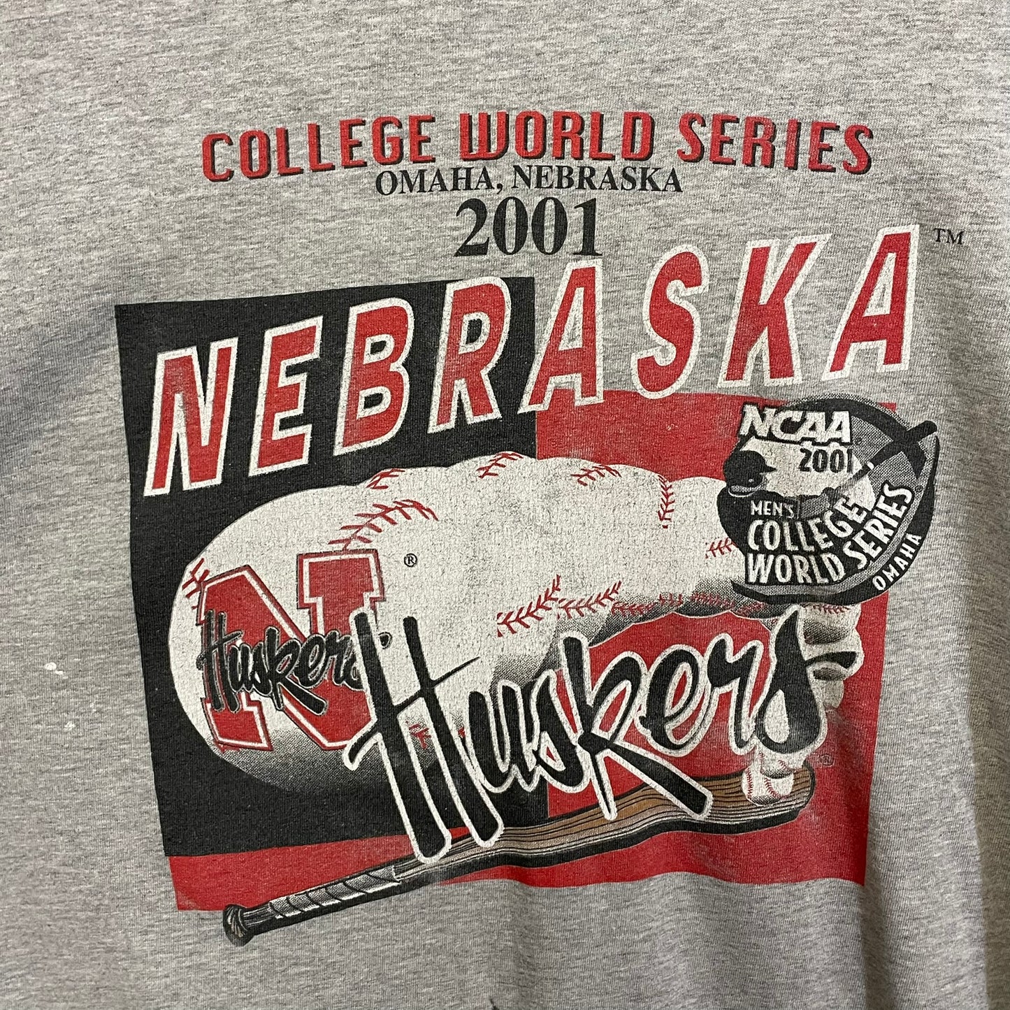 Vintage Nebraska Huskers 2001 College World Series Shirt