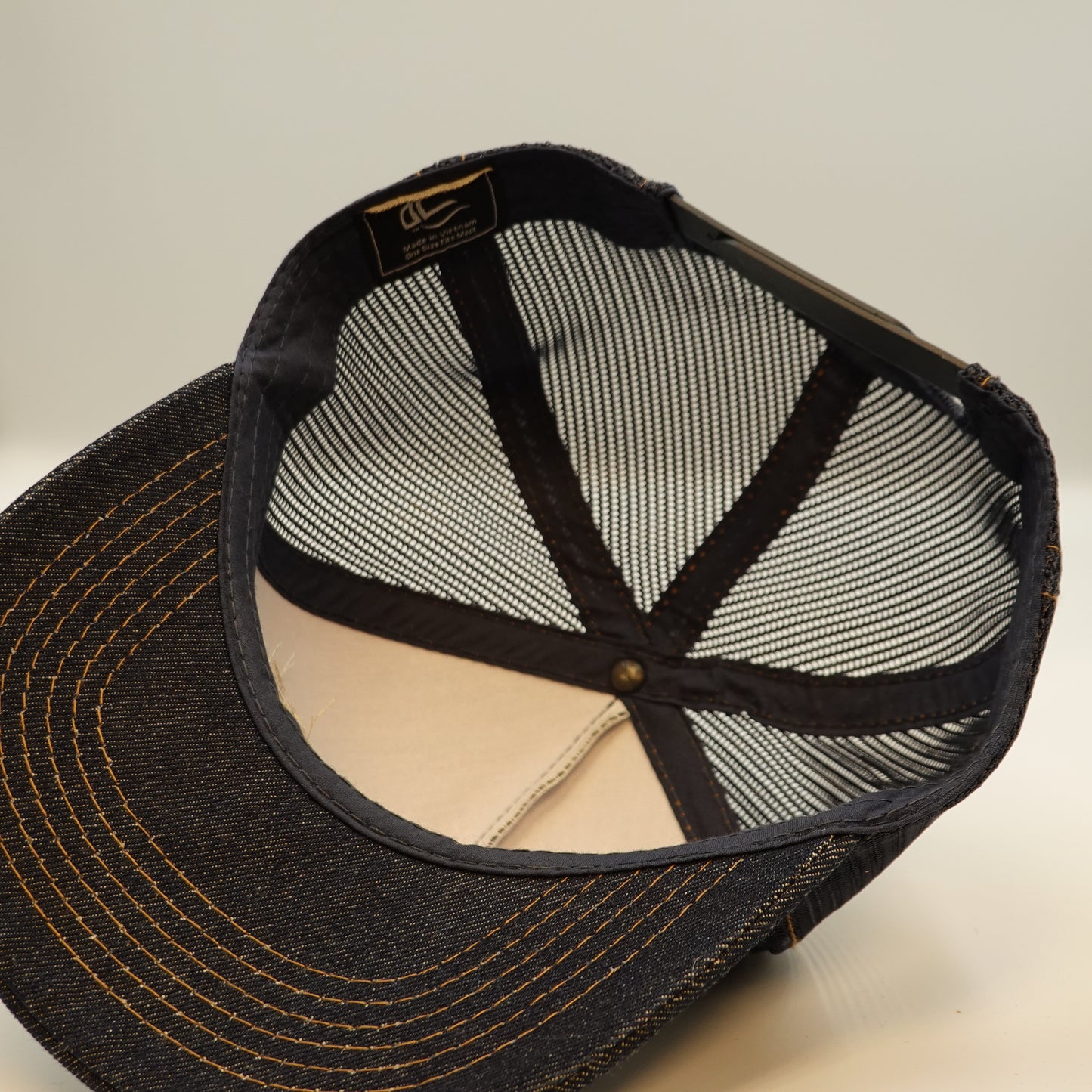 Vintage Sahling Kenworth Denim Snapback Trucker Hat